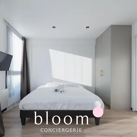 La Royale Du Centre Apartment